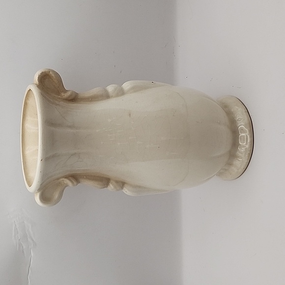 Vintage Victorian Porcelain Urn Vase 7.75" - Picture 3 of 7